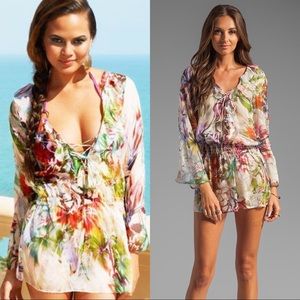 REDUCED 🎉BEACH BUNNY GARDEN PARTY TUNIC 💕❤️ NEW!